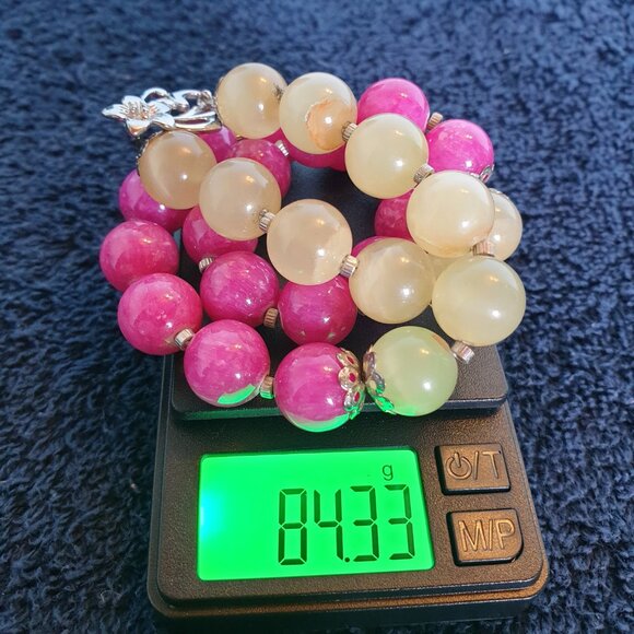 🌸 Elegant Natural Pale Nephrite Jade & Dyed Pink Agate Beaded Necklace 🌸 - Picture 13 of 13